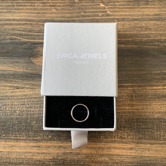 16g 12mm Titanium Hoop - Picture 2 of 3